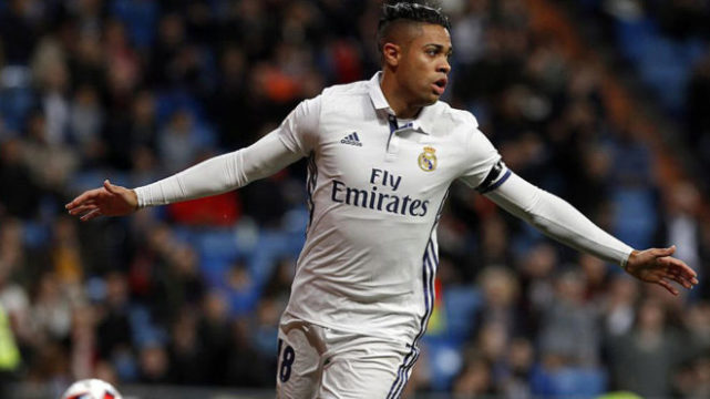 Nowy właściciel koszulki Real Madrid nr 7